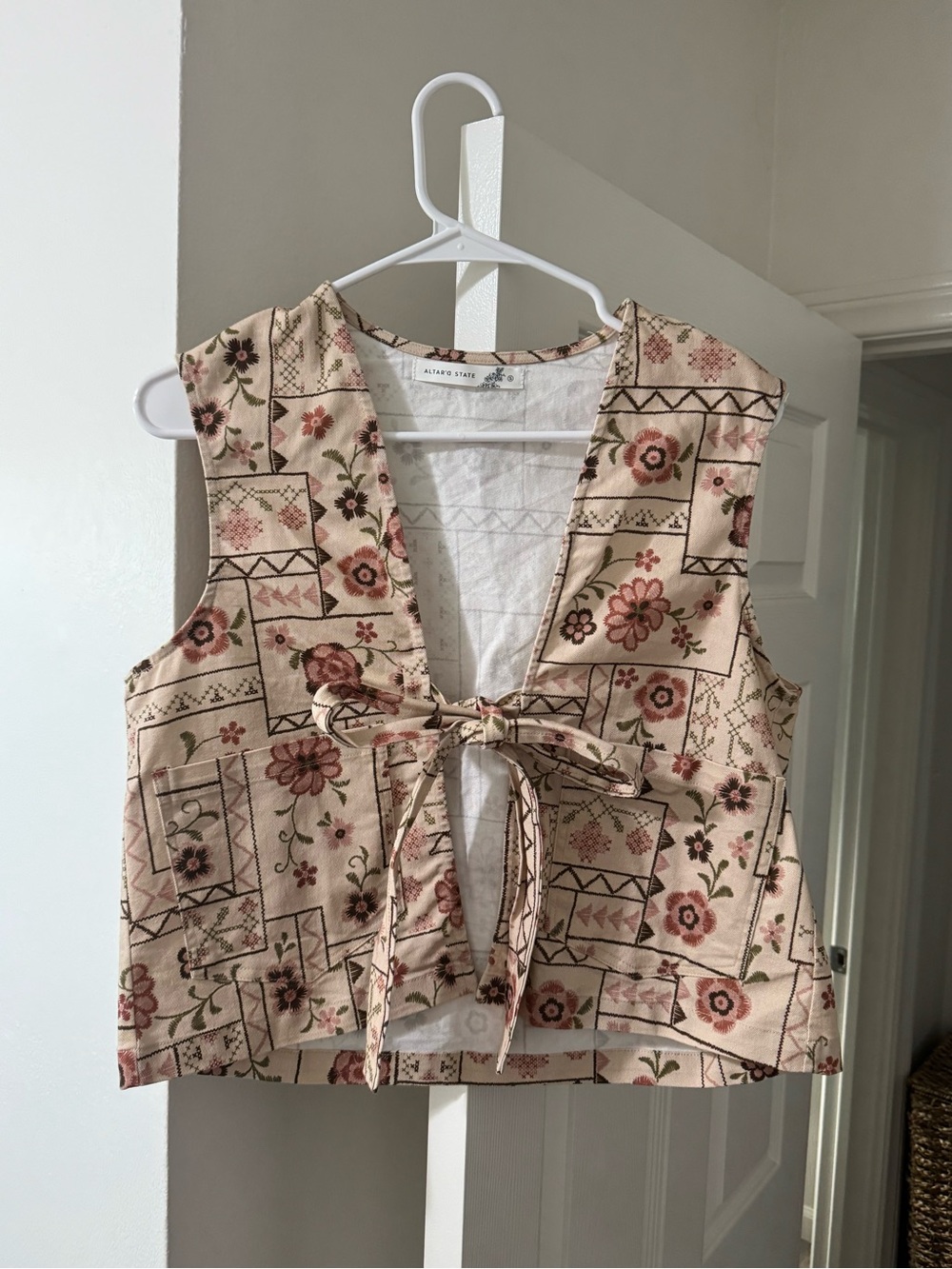 Altar’s State floral vest